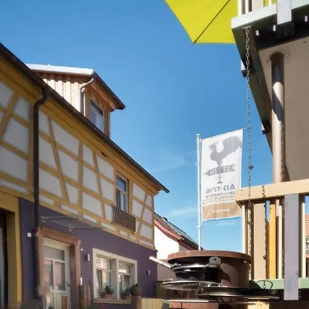 Omas-stubb-das-komfort-dz-mit-balkon-im-herrenhaus
